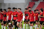 开云体育下载官网-重庆铜梁龙3月4日官宣多位王牌离队，核心外援领衔，引发热议