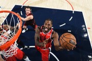开云体育下载网页版-NBA-伦纳德28分喜迎里程碑 快船主场轻取公牛